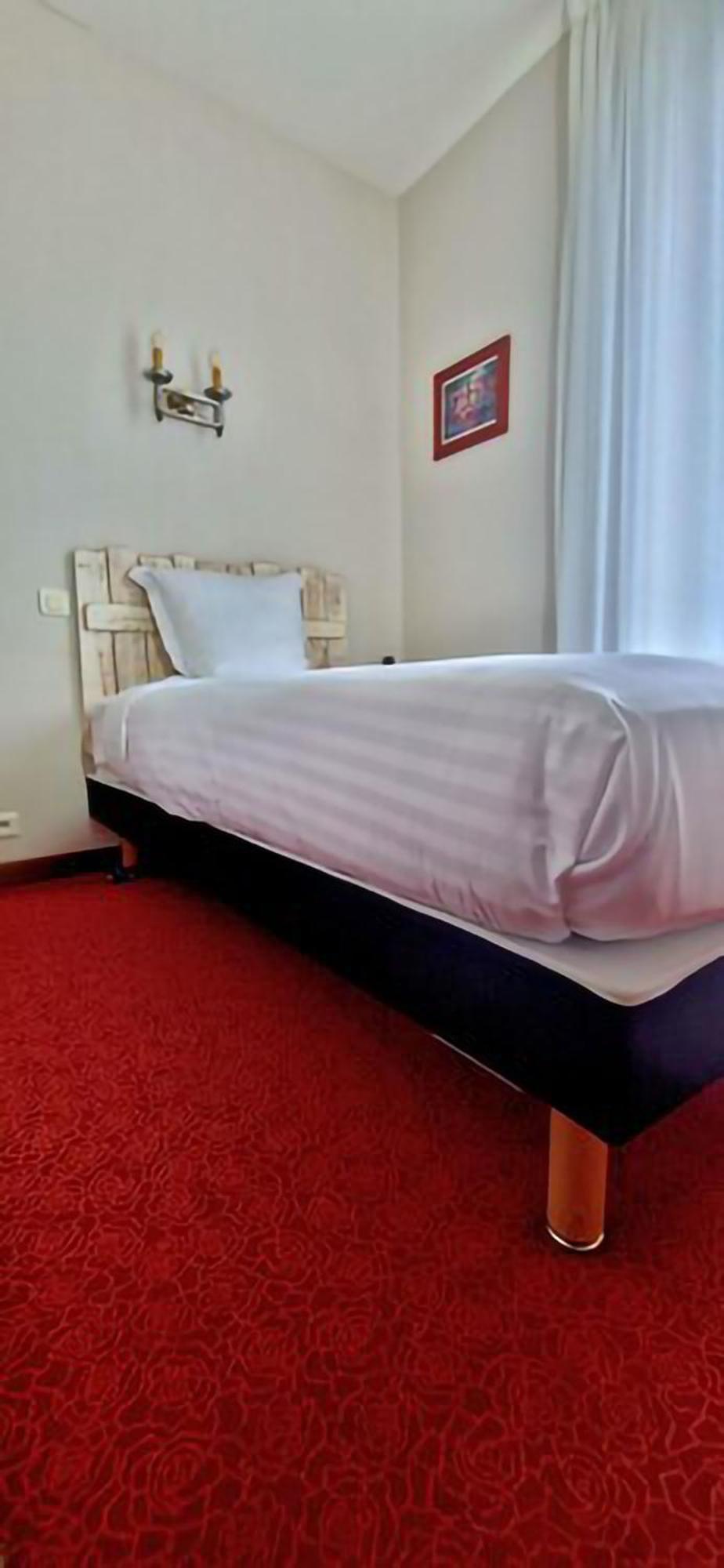 Brit Hotel Essentiel Pontivy Robic Exteriér fotografie