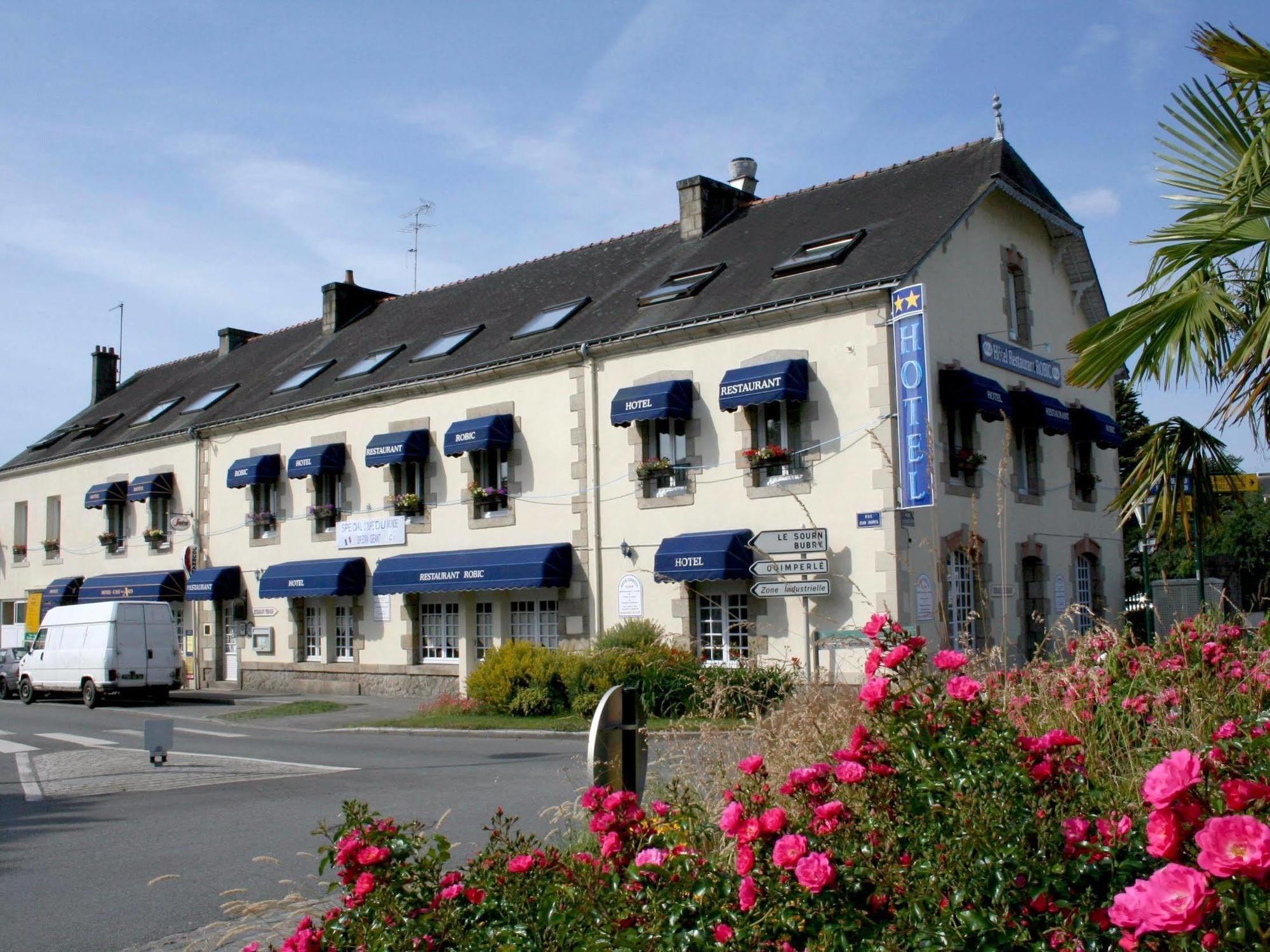 Brit Hotel Essentiel Pontivy Robic Exteriér fotografie